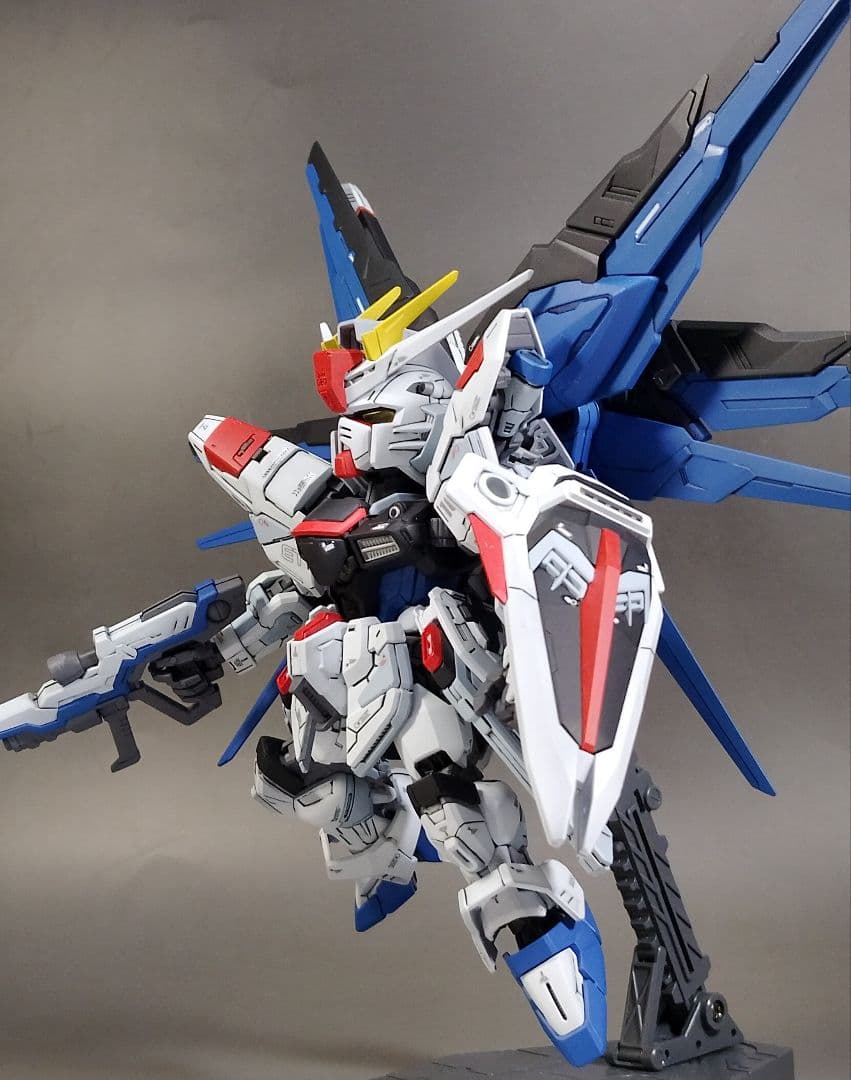 MGSD フリーダムガンダム 改修 全塗装 完成品
