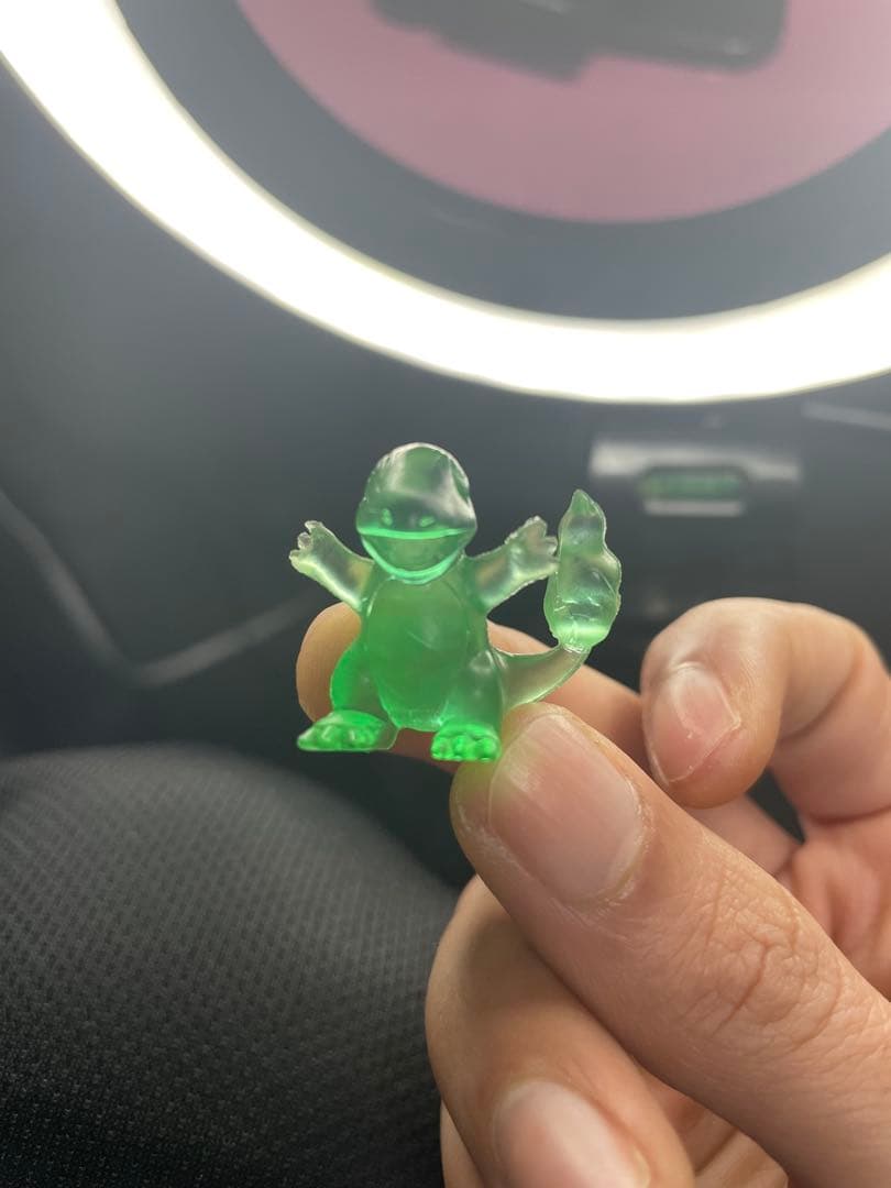 ポケモン フィギュア 25 体セット無料のマスターボール付き