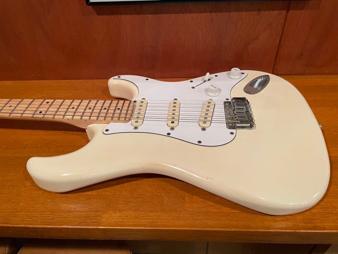 ミディアムスケール　Fender ストラトキャスター ホワイト Fender Player II Stratocaster White Blonde エレキギター フェンダー