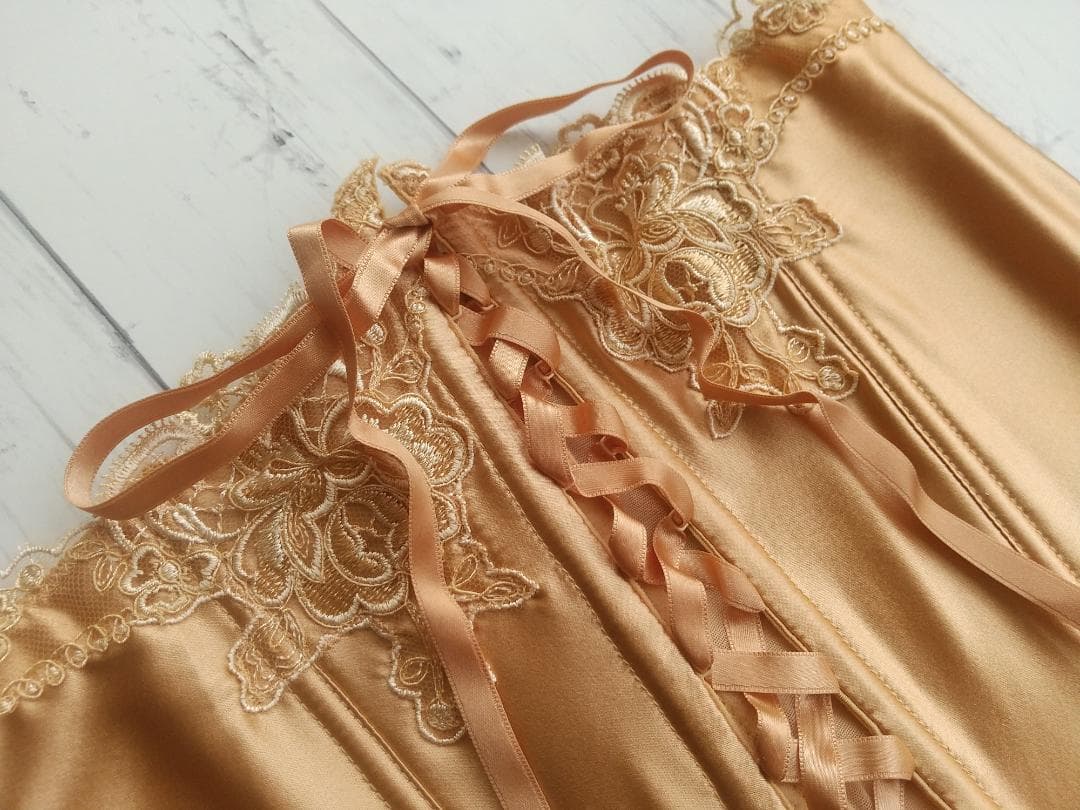 FR2《リズシャルメル》Reve de Luxe　ニッパーガーター