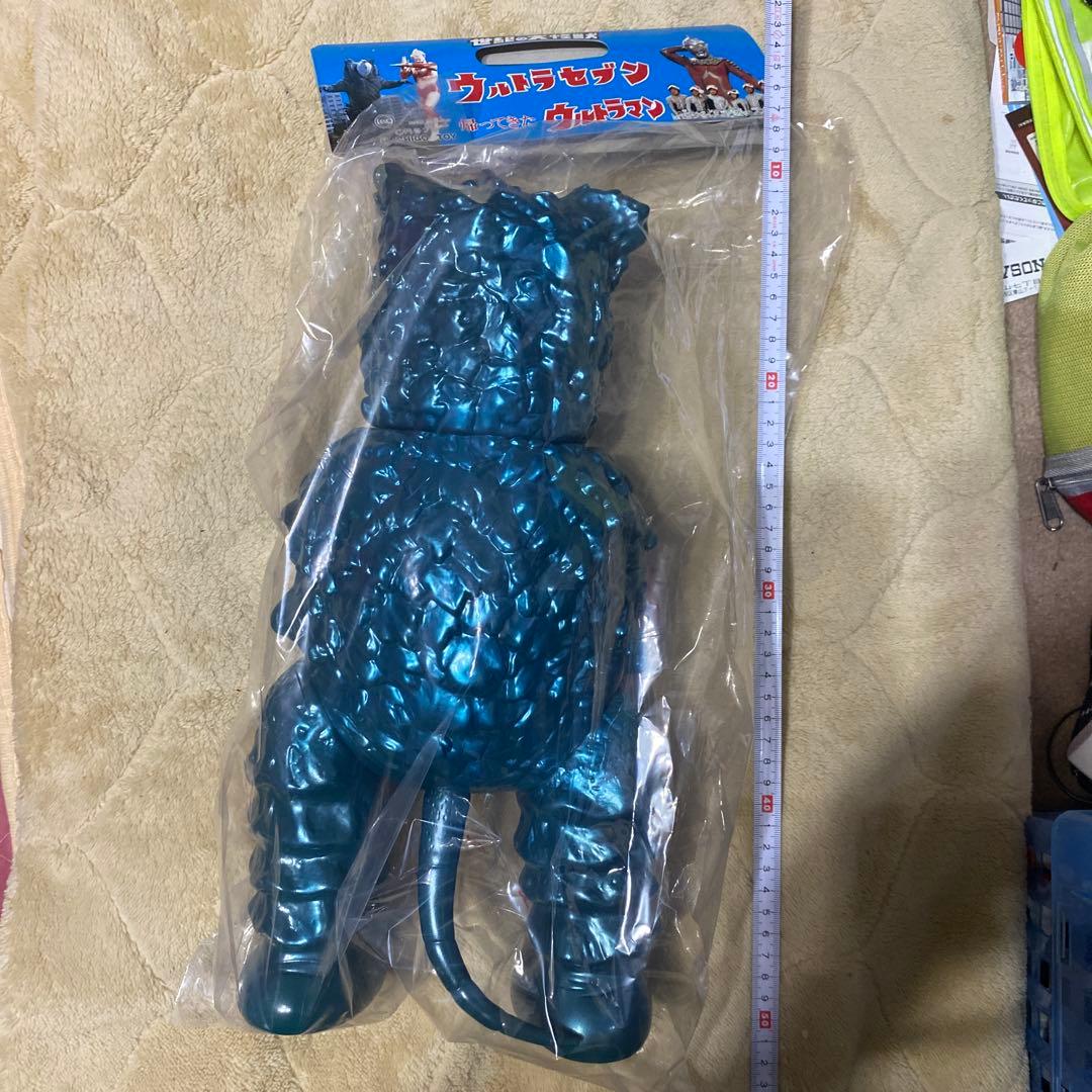 ウルトラ　ガラモン フィギュア