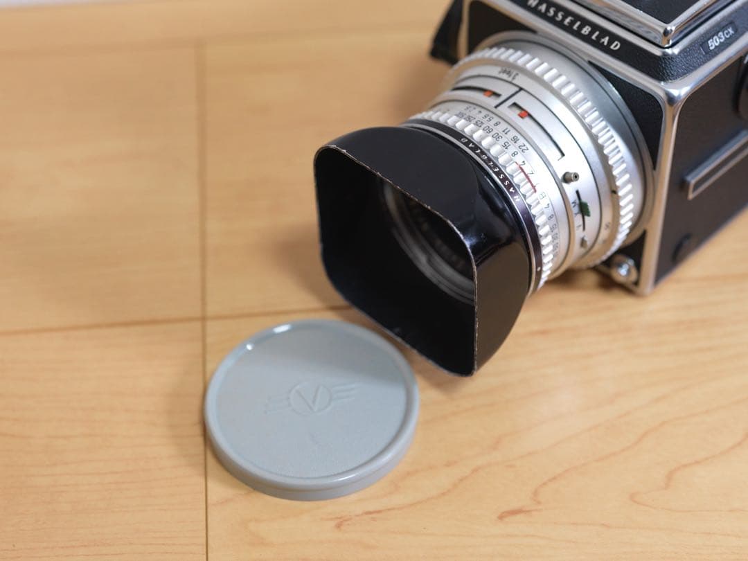 6枚玉 1956年製造 C80mm シルバー メタルショートフード キャップ付属 Hasselblad Lens Hood Shu0006 – FLASHBACK CAMERA