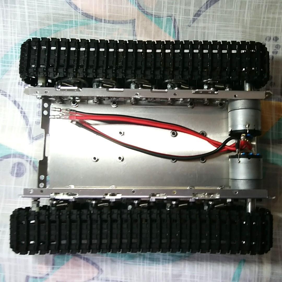 金属製ラジコンタンクシャーシ