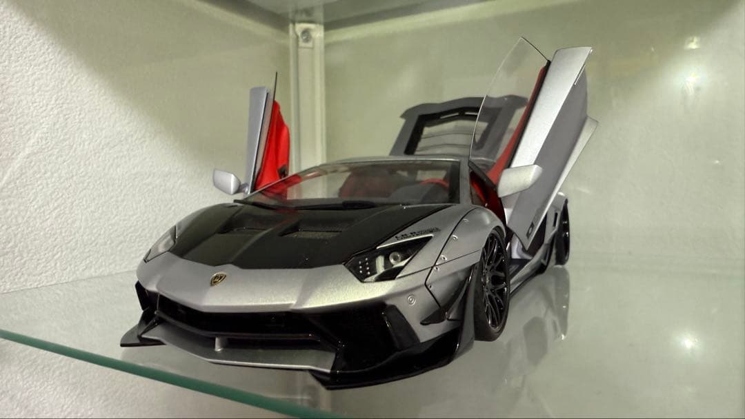 ミニカー Lamborghini Aventador LB Performance1/18 ミニカー Lamborghini Aventador LB Performance1/18 1/18 Timothy