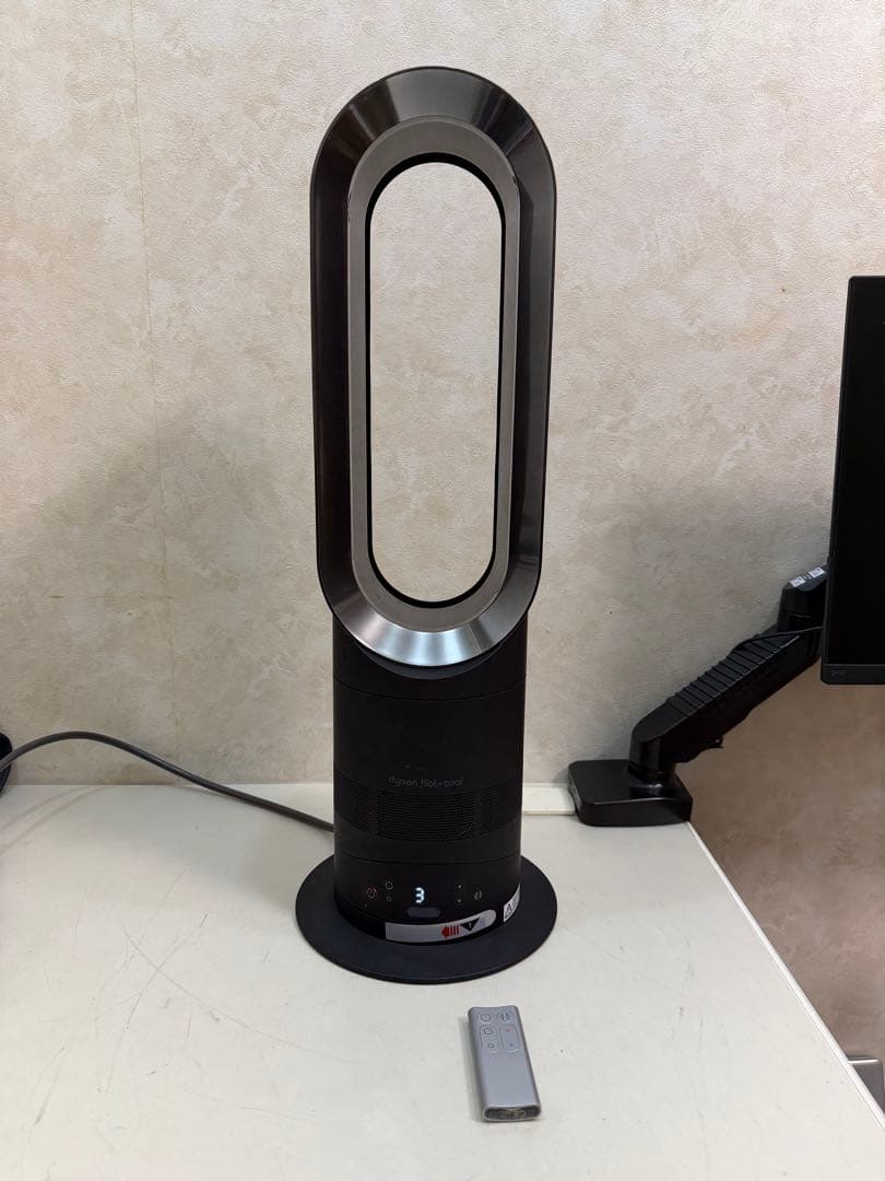 Dyson AM05 Hot + Cool 2016年製 AM05-WS 電気ファンヒーター Dyson hot＋cool（ダイソン ホット+クール