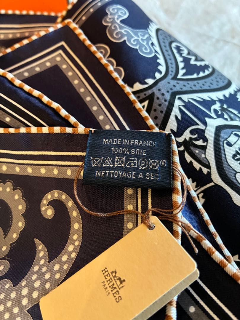 エルメス　未使用タグ付 シルクバンダナ55 《H・アンリュミネ》