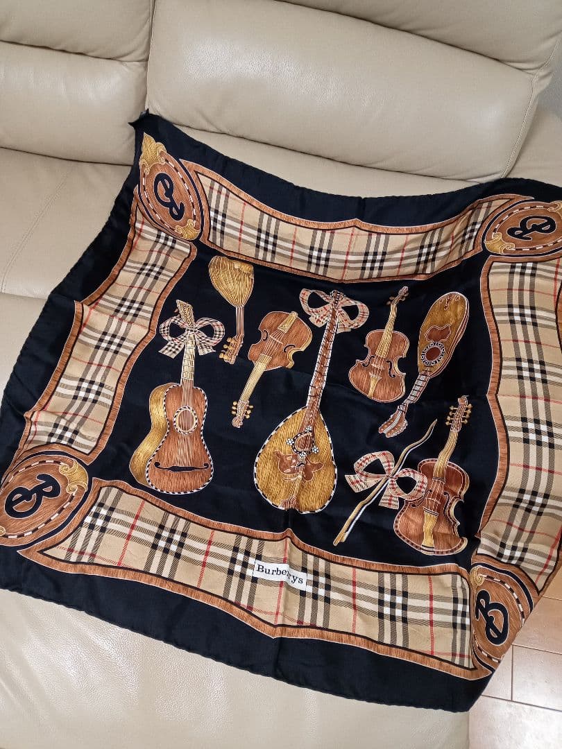 BURBERRYS‪♡楽器柄シルクスカーフ 大判スカーフ 黒 BURBERRY（バーバリー） スカーフ SS LOSANGE 8072100 8072132 8063809