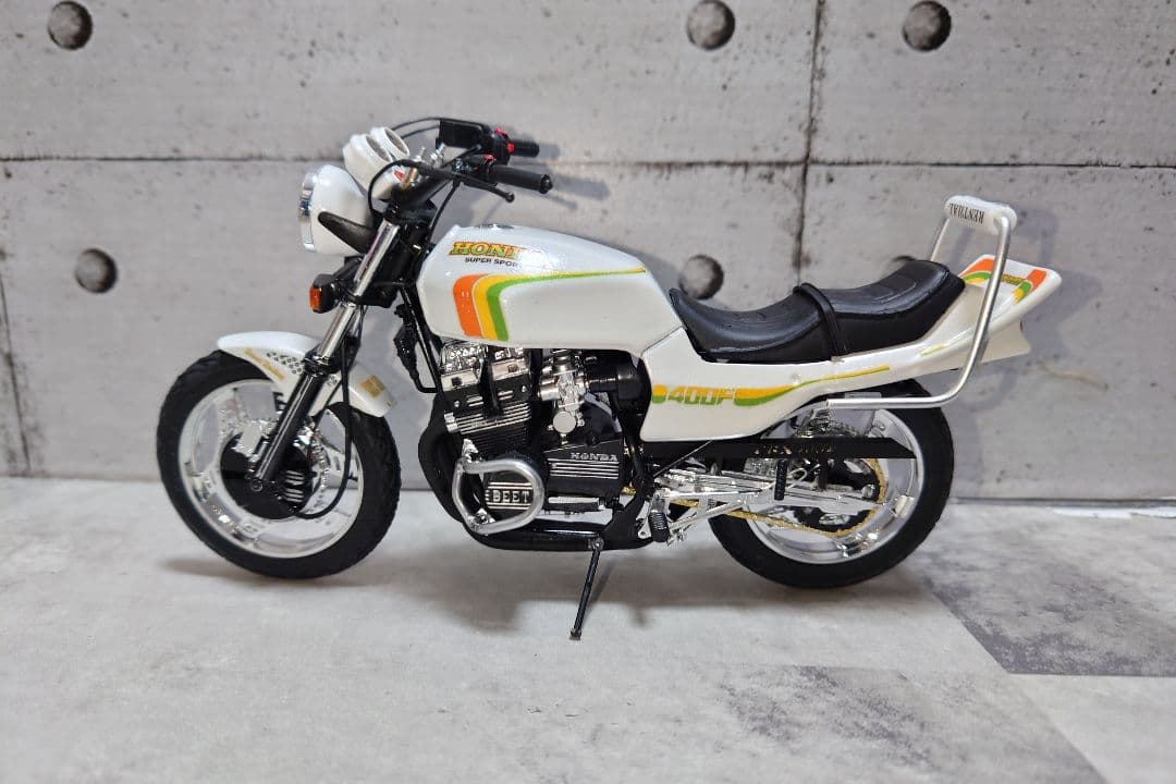 1/12プラモデルCBX400F カスタム
