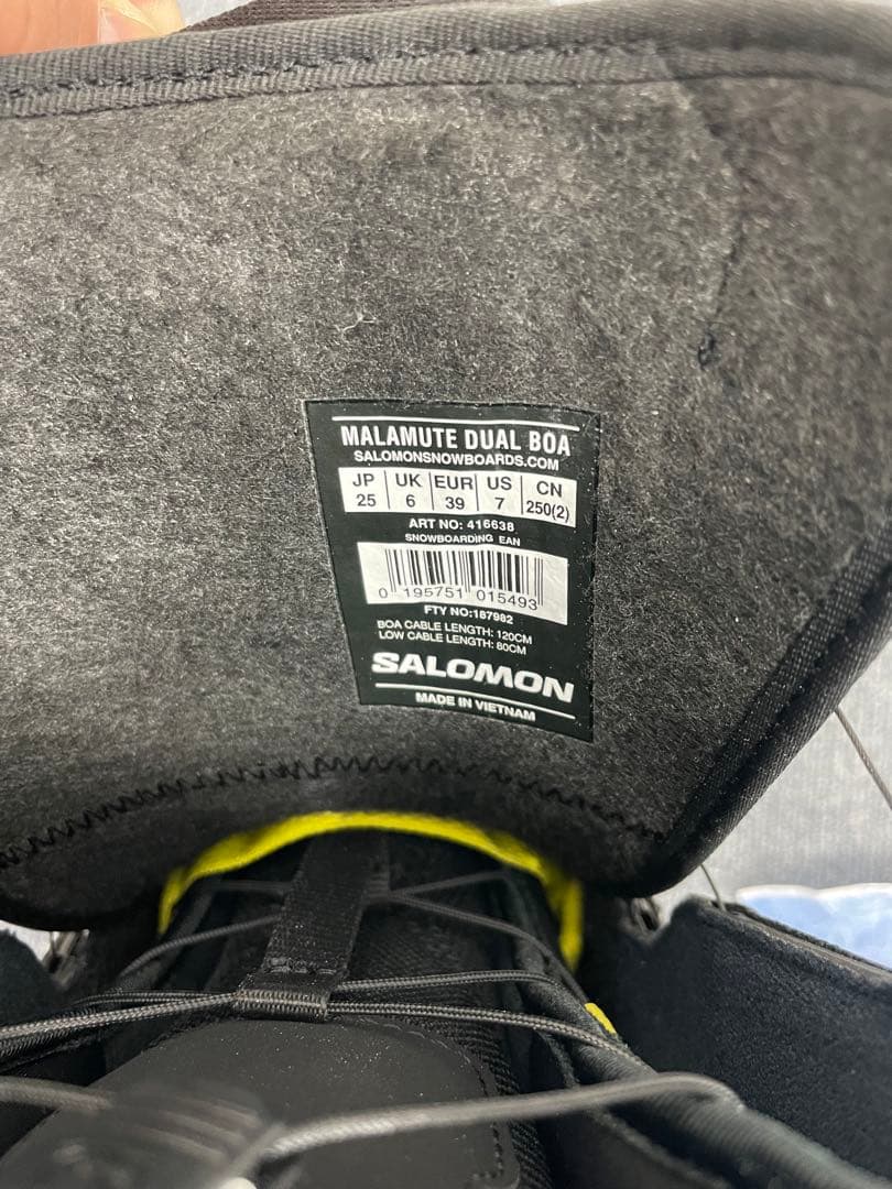 サロモン(salomon)　マラミュート　23-24 25.0cm