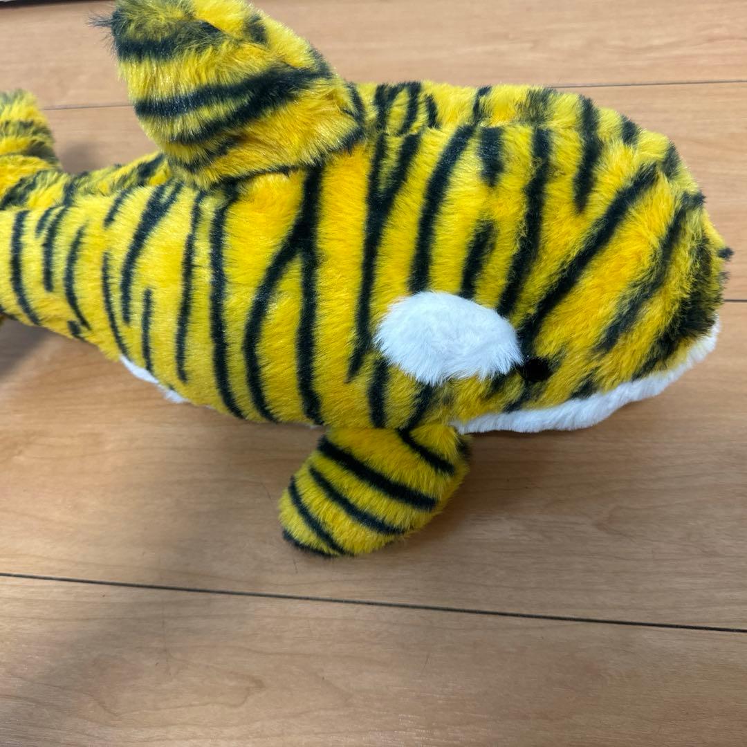 須磨シーワールド シャチ ぬいぐるみ タイガーシャチ - メルカリ