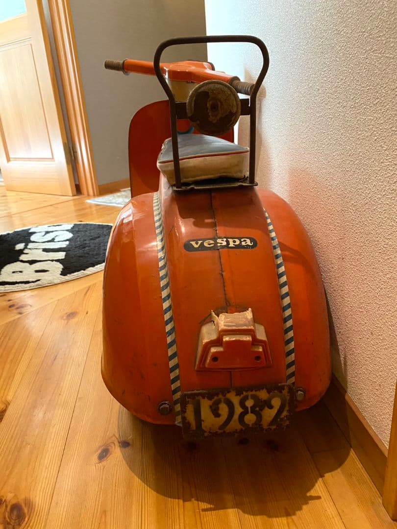 レトロアンティーク品/ブリキおもちゃ/Vespa 子供用スクーター