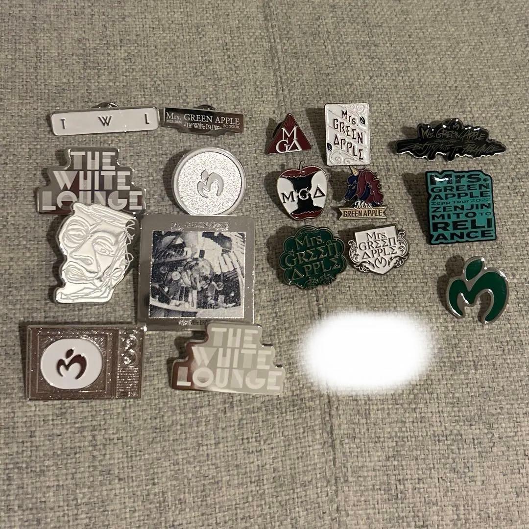 ミセス　ピンバッジ　セット