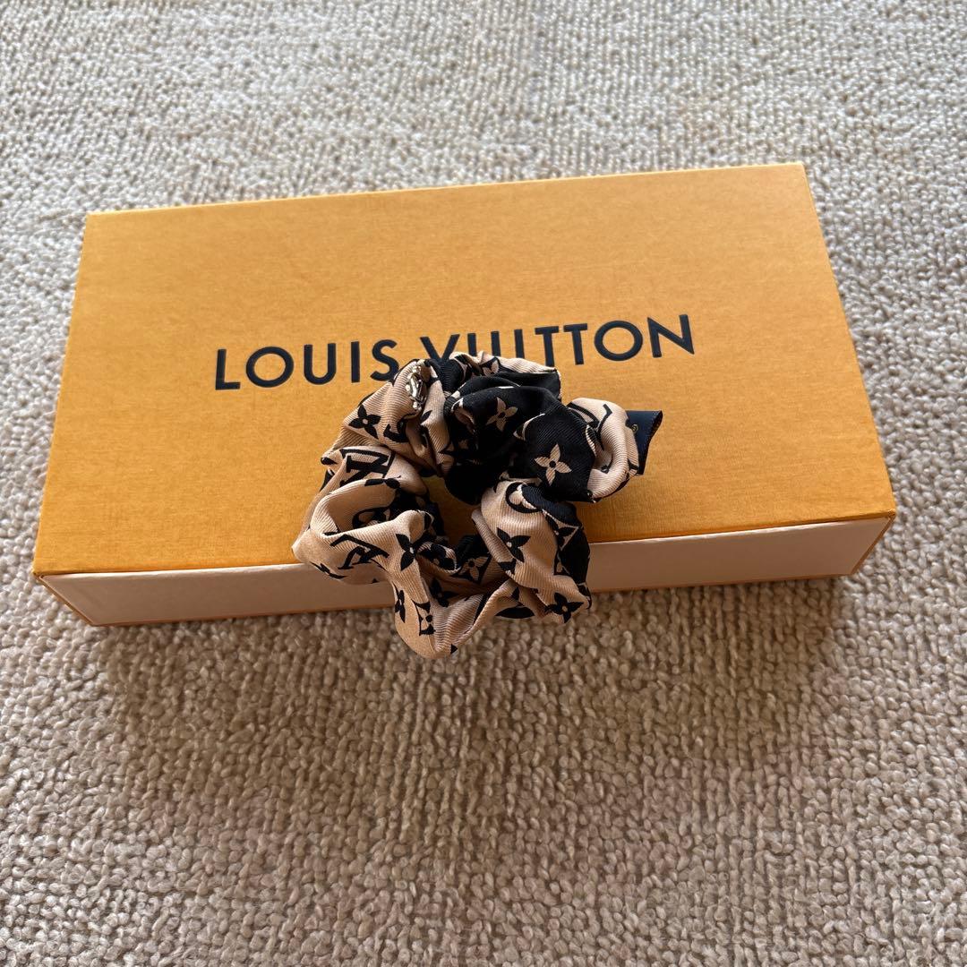 LOUIS VUITTON モノグラム ヘアゴムシュシュ Supsale｜スーパーコピーブランド通販専門店 | バッグ・時計・服（代金
