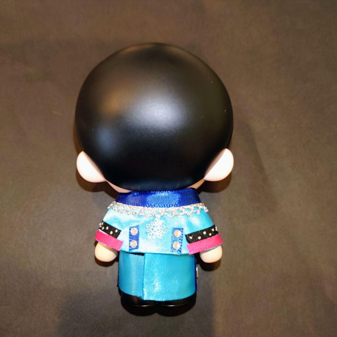 Snow Manすのチル ソフビ服 目黒蓮 ターコイズ衣装風 - メルカリ