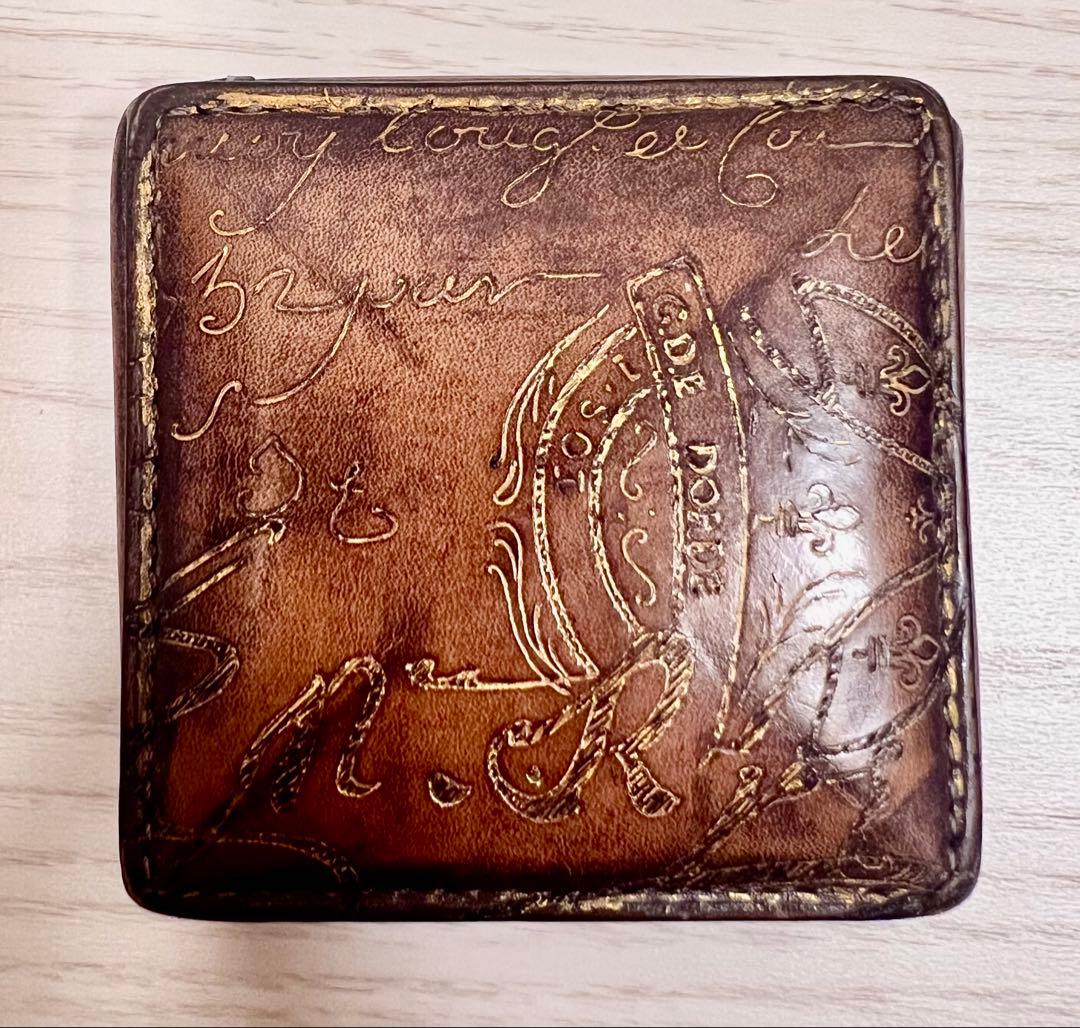 ど*る様 Beluti ベルルッティ KHAYAケース　ゴールデンパティー 関税込◇スタンプ入りゴールドパティーヌ Berluti キーケース (Berluti