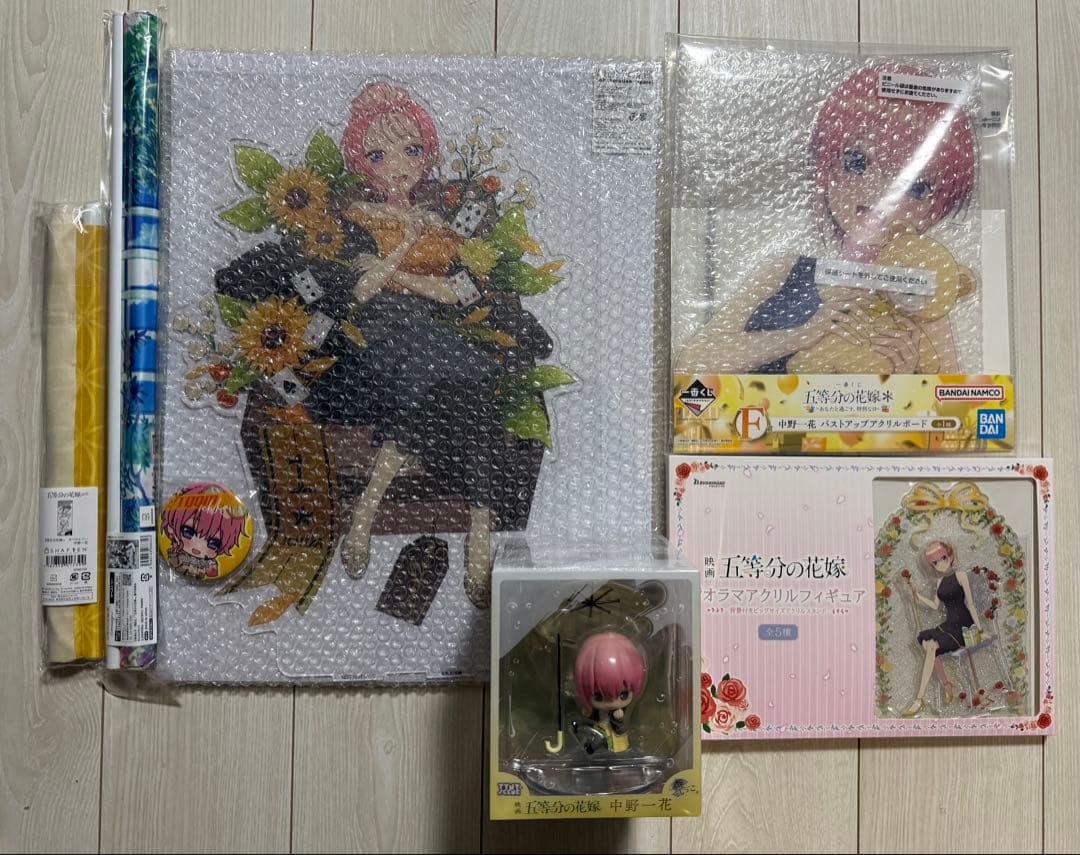 五等分の花嫁　中野一花　UGCコラボ　アクスタセット　値下げ、バラ売り不可 五等分の花嫁＊ シングルクリアファイル＿中野一花/紫陽花ドレス