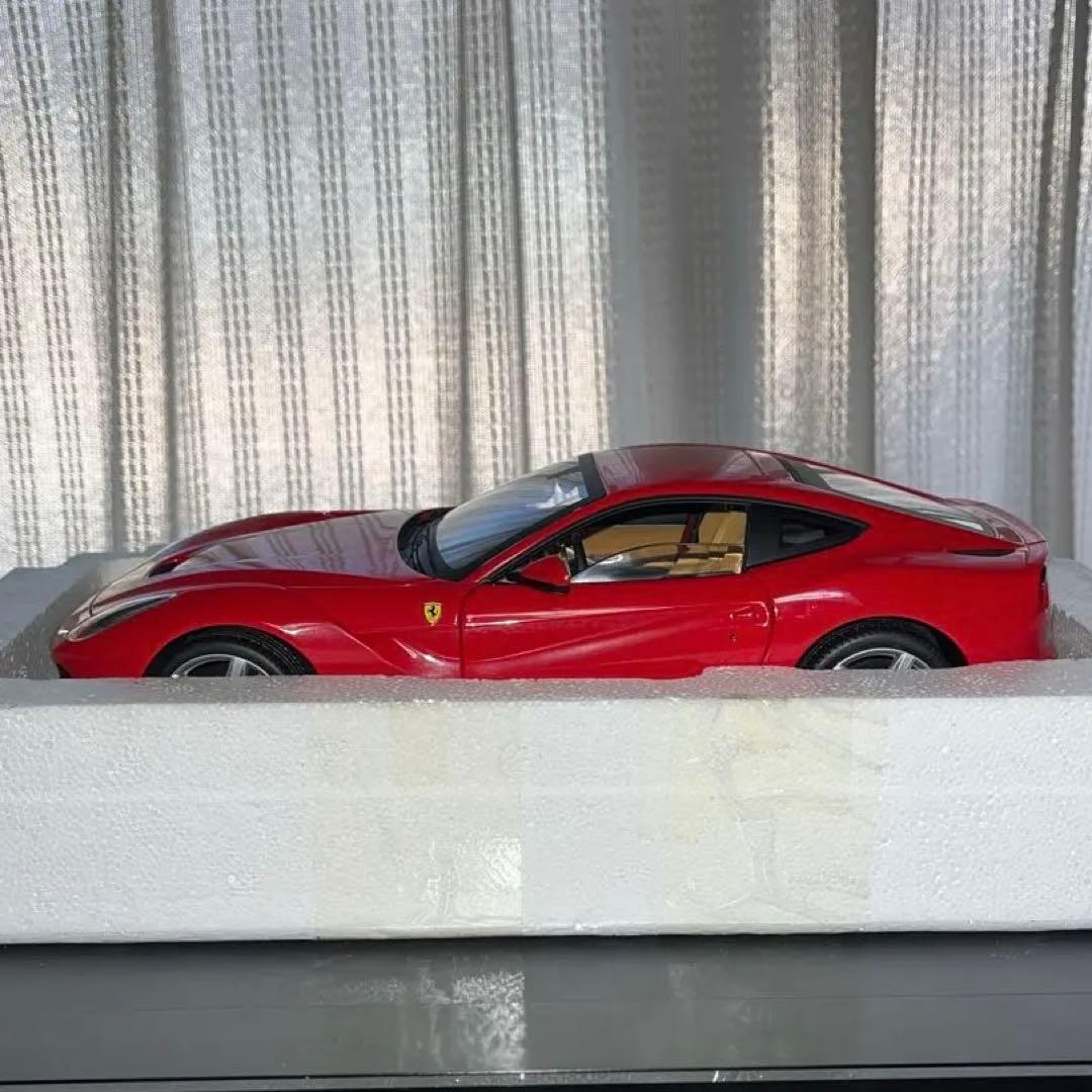 Ferrari F12berlinetta 1/18 赤 Ferrari F12berlinetta 2012 1/18スケール - メルカリ