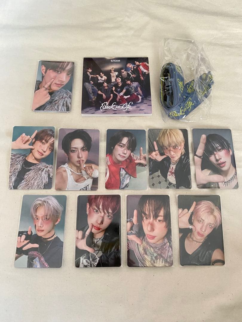 &TEAM Back to Life 12形態 ユニバ特典 weverseトレカ - メルカリ