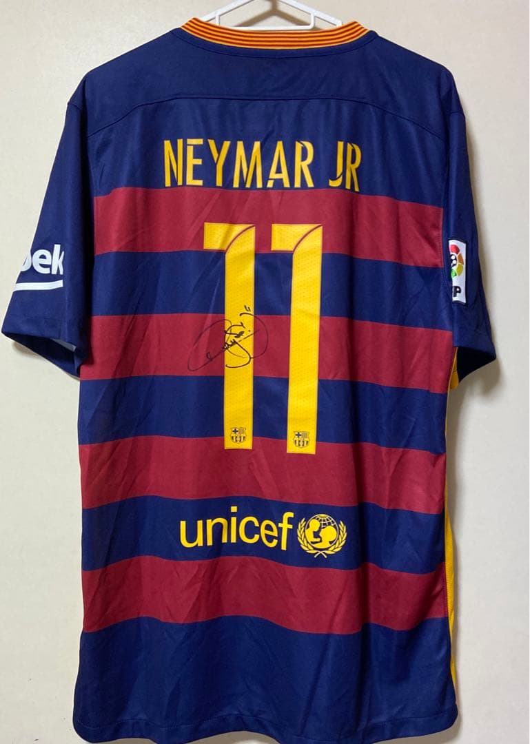 ネイマールユニフォーム直筆サイン バルセロナ レア - メルカリ