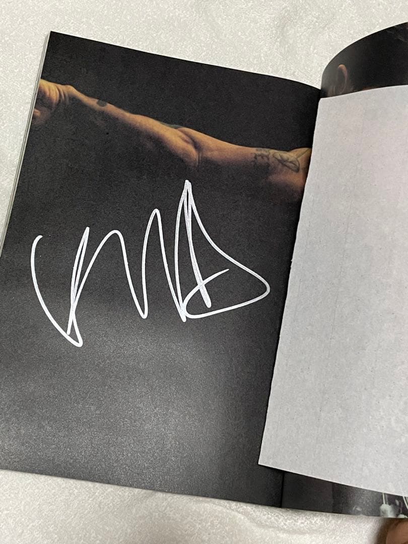 ⭕️サイン本⭕️ 『KID』 山本“KID”徳郁 - メルカリ