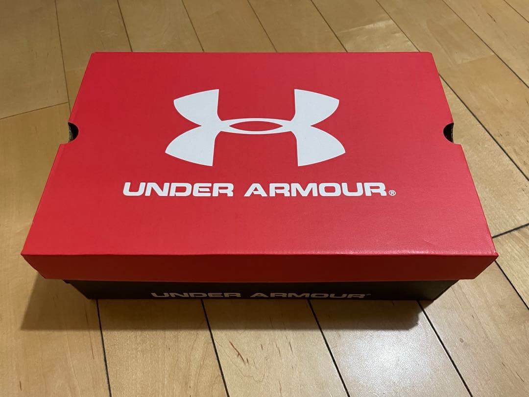 アンダーアーマー　UAノヴァ　ホワイト　26.0cm