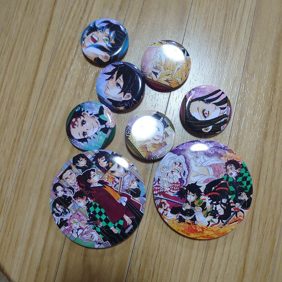 キャラクターイラスト ピンバッジ 8個セット - メルカリ
