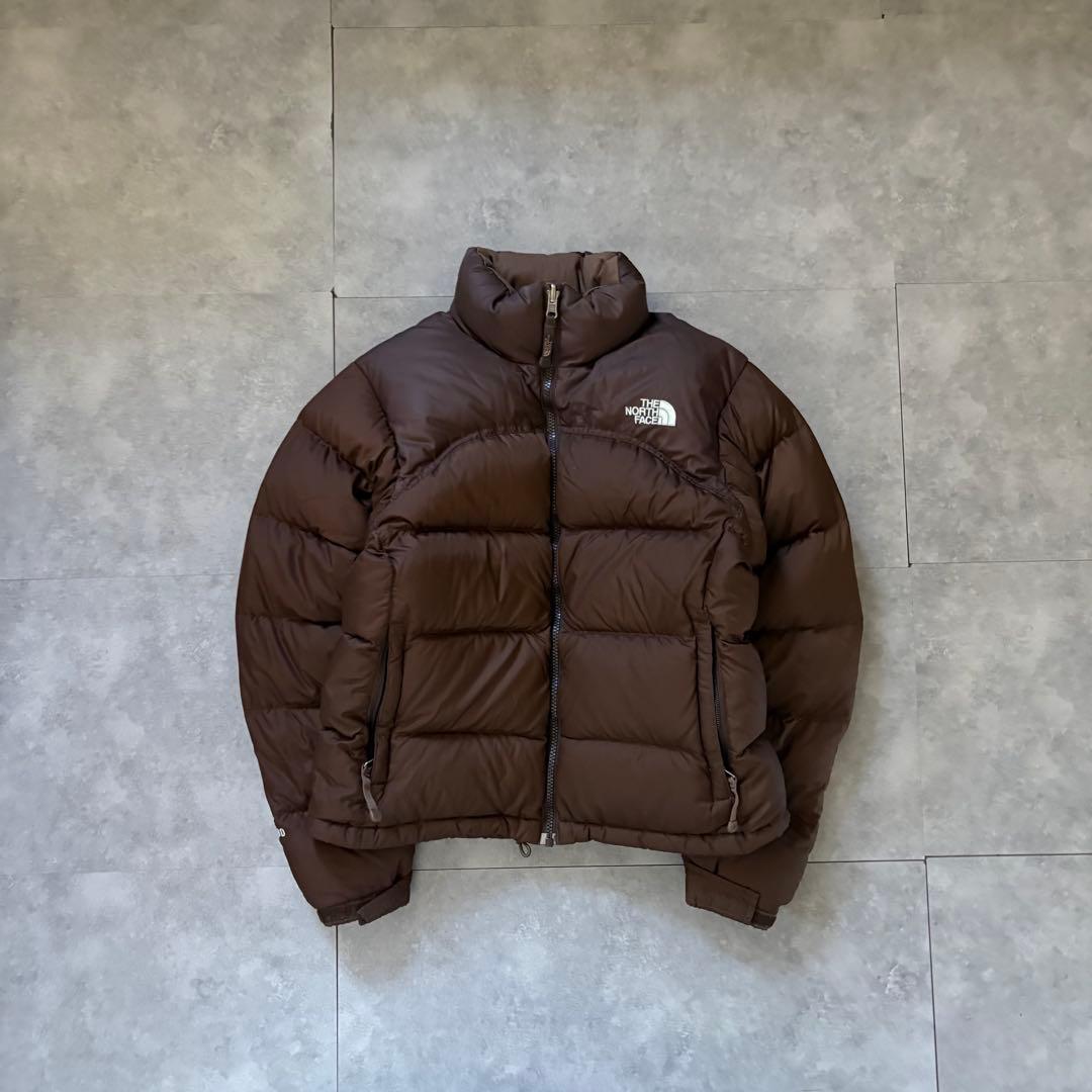 超希少モデル！】美品！ケンダル・ジェ ンナー着用 ヌプシ ブラウン