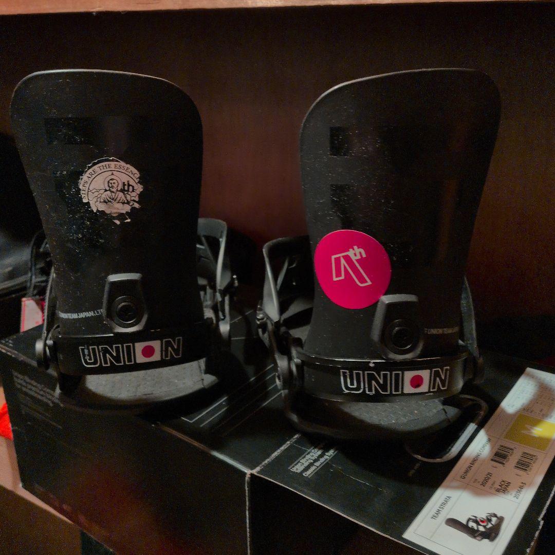 UNION strata　サイズM Strata Men's Snowboard Binding | Union Binding Company – Union