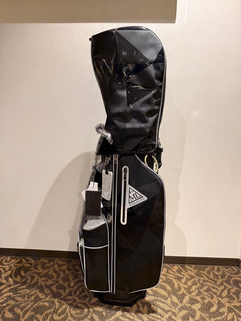 MARK&LONA スタンド付きキャディバッグ ブラック MARK&LONA - Vector Layerd Stand Bag | キャディバッグ | ブラック