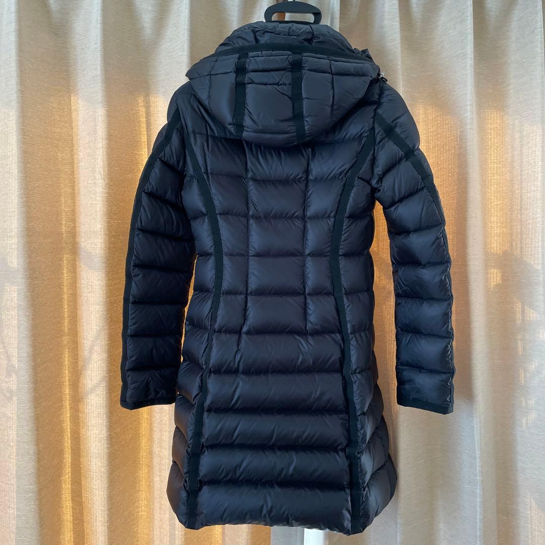 値下‼︎ 美品 モンクレール☆ダウン⭐︎エルミンヌ☆ブラック☆サイズ