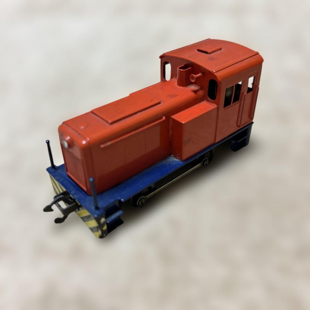 HOゲージ 赤い機関車 2軸