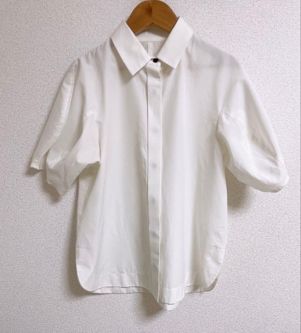 Anplegant アンプレガント　チューリップブラウス　ホワイト　美品 Anplegant アンプレガント チューリップブラウス ホワイト 美品 - メルカリ