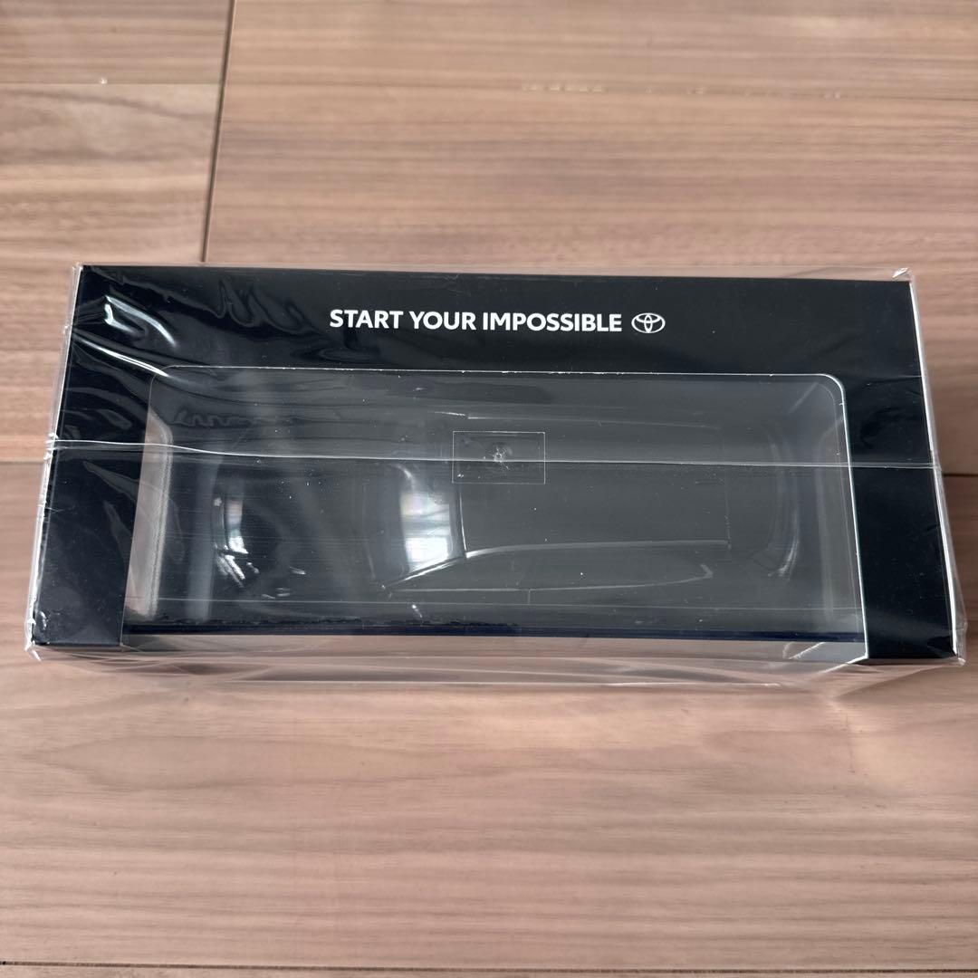 トヨタ クラウンエステート　ミニカー　ブラック