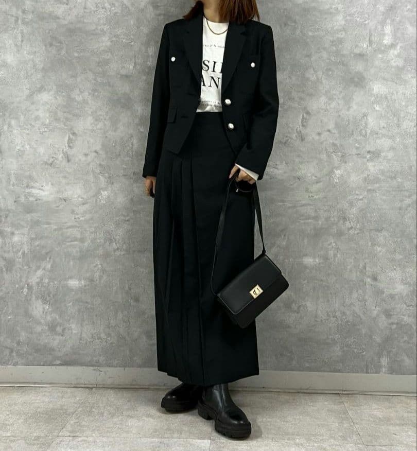 美品　ROUGE VIF　スーツ　ジャケット　スカート　　セットアップ 23ss Rouge vif Anna（ルージュヴィフアンナ） スカート 「セットアップ対応