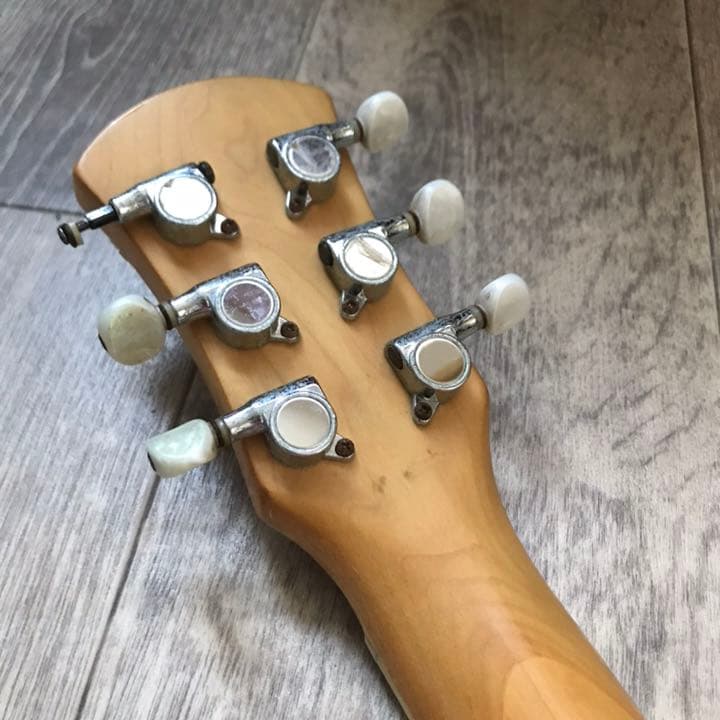 アンプ内蔵 デザインギター エレキ