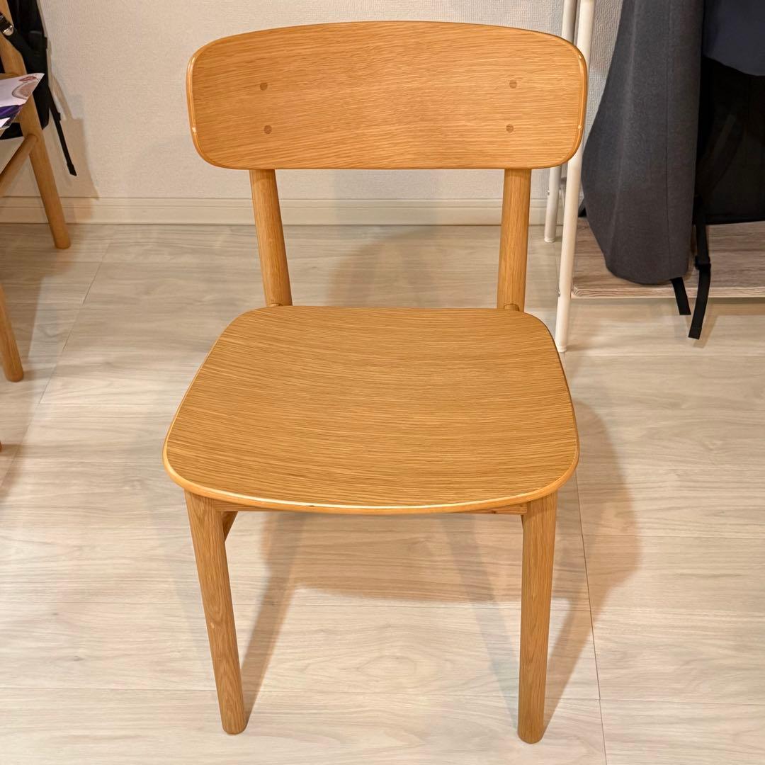 ①無印良品 ラウンドチェア オーク材 ナチュラル 幅45×奥行51×高さ77cm