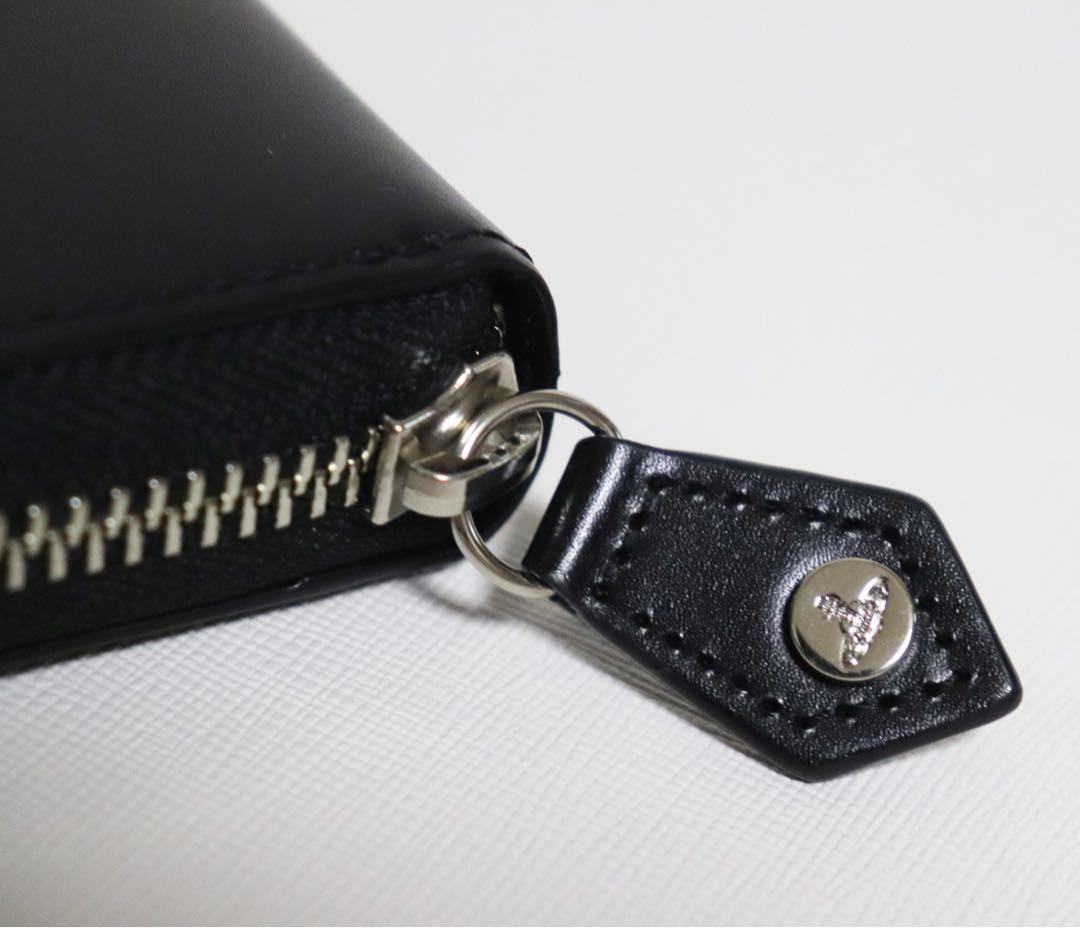 《ヴィヴィアンウエストウッド》箱付新品 レザー ラウンドファスナー式長財布