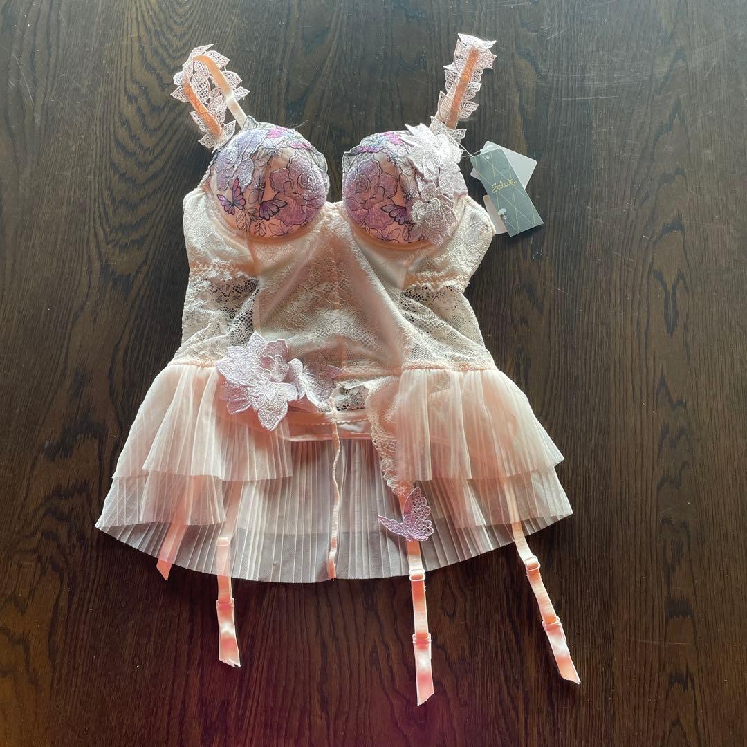 C70ワコール サルート 83G スリーインワン BTJ583 【40周年限定