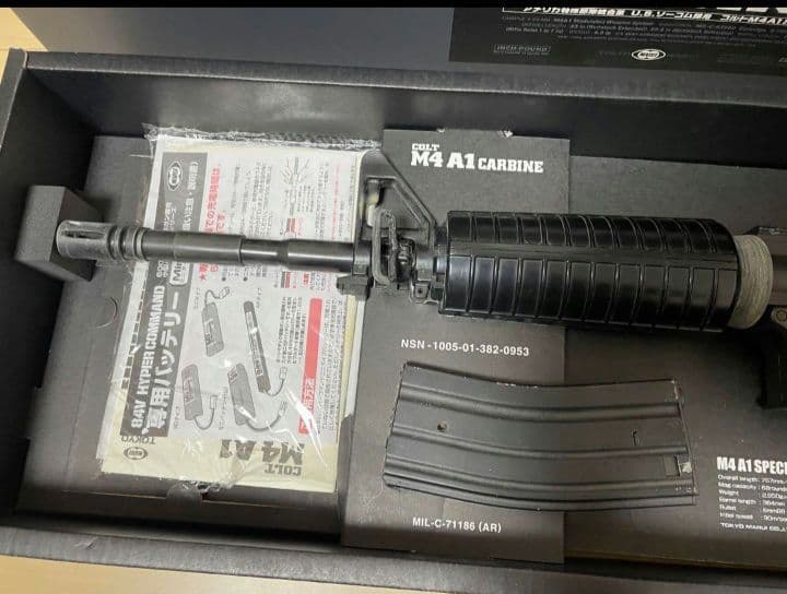 カ*リ様 東京マルイ製 M4A1電動ガン ジャンク品　撮影用に