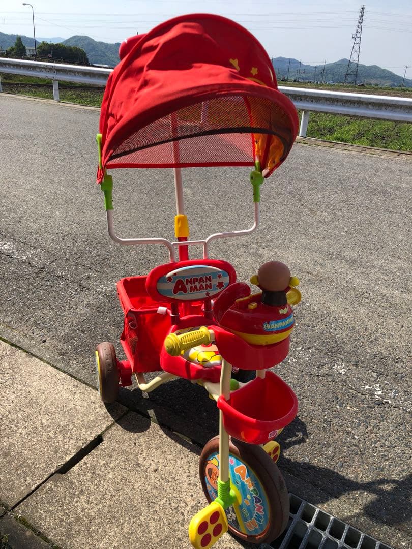 それいけ！アンパンマン デラックスII 三輪車 レッド 日よけ付き