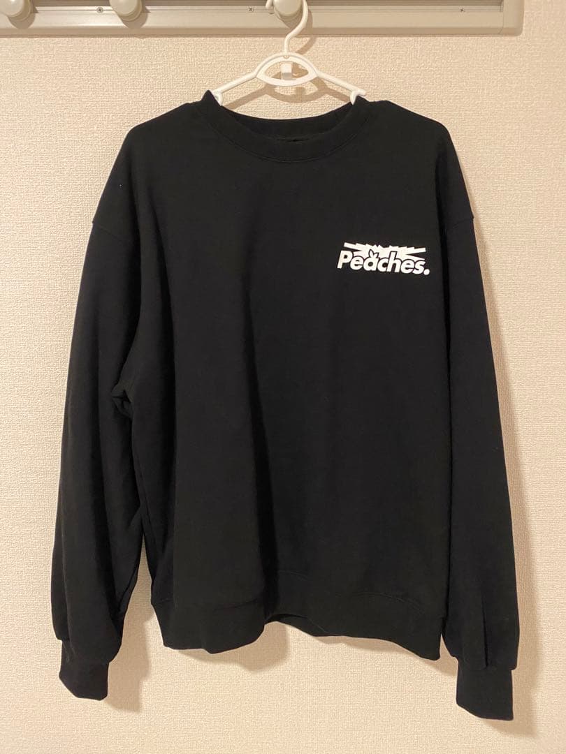LE SSERAFIM×Peaches.］SWEATSHIRT - メルカリ
