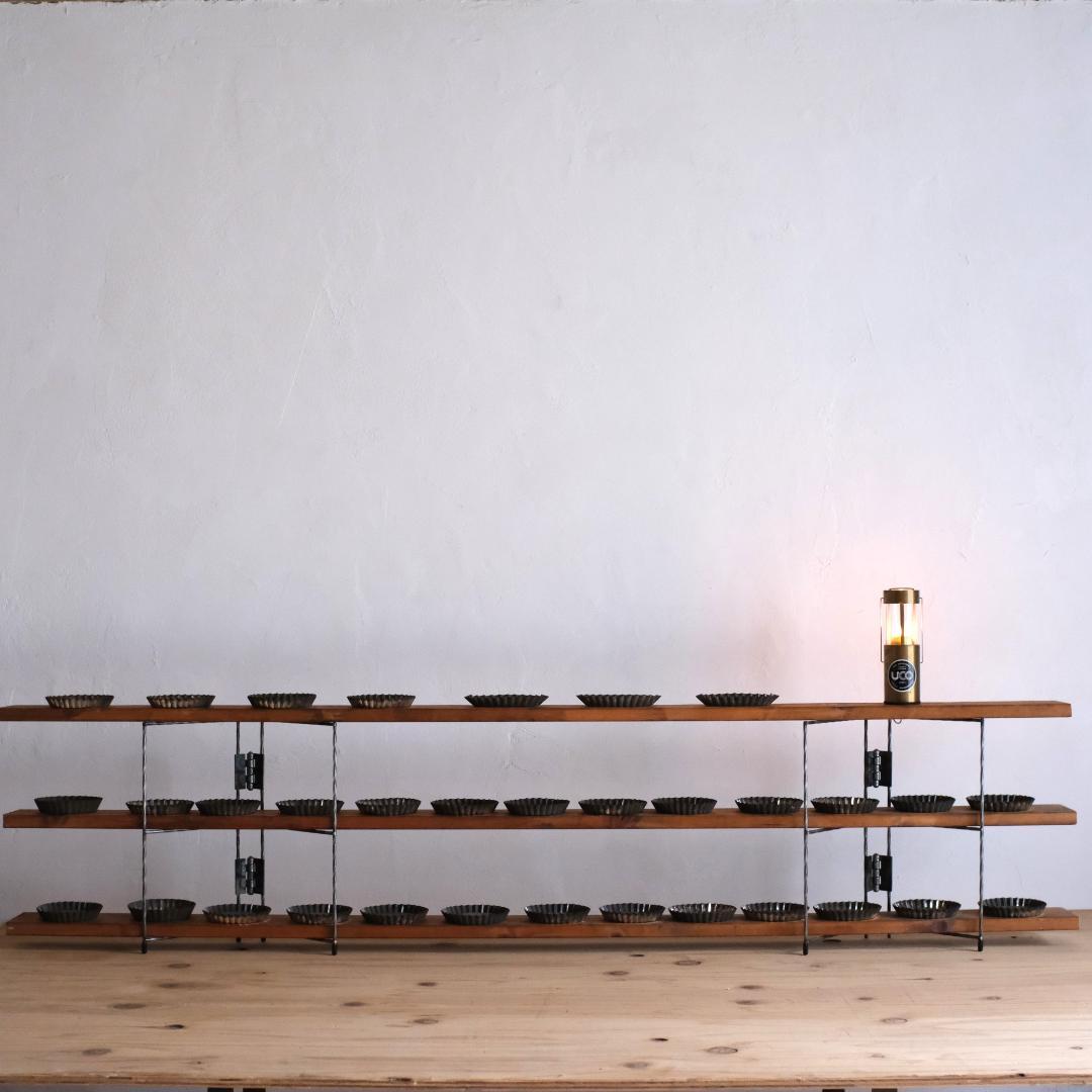 無骨なアイアン脚2点1セットG卓上 コンパクト イベント飾り棚 - メルカリ