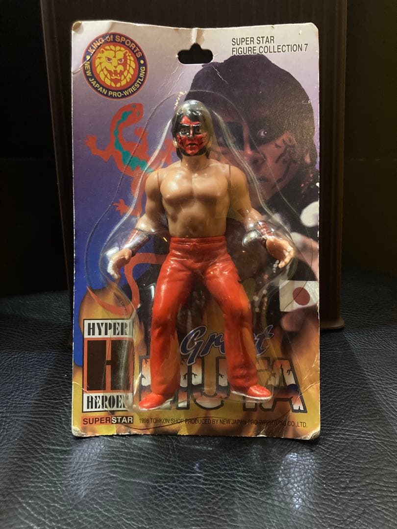 グレートムタ 赤ペイント フィギュア 新日本プロレス 全日本プロレス