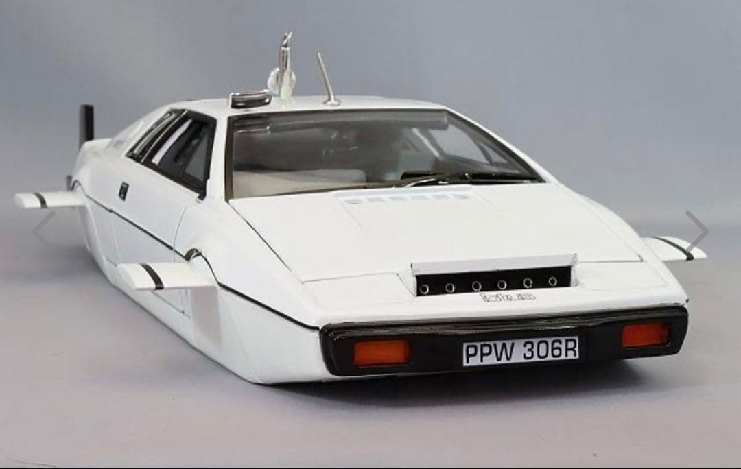 新品未開封　水陸両用変形 Lotus Esprit S1 007ボンドカー