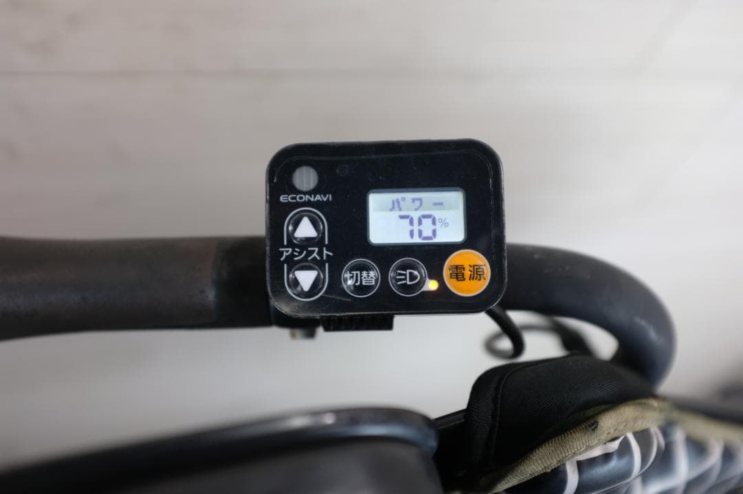 パナソニック ギュット　　20インチ　3段　16.0Ah（4点灯）充電器無し