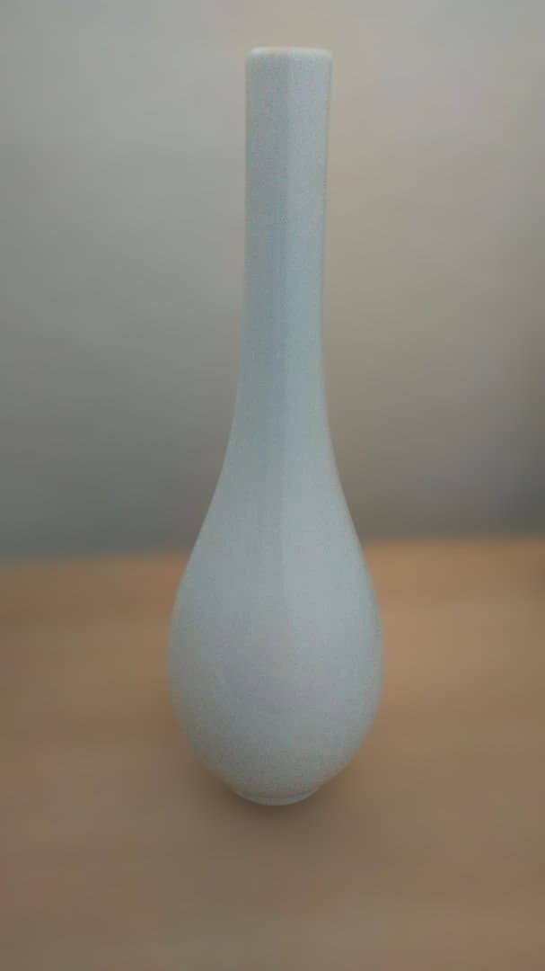 人間国宝　井上萬ニ　白磁　笹彫文　24.5cm　花瓶