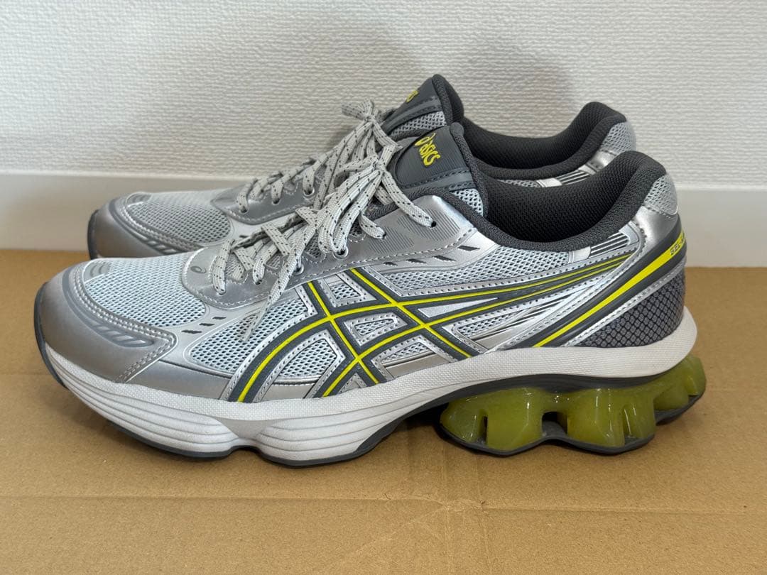靴 ASICS GEL-KINETIC FLUENT 27.5cm