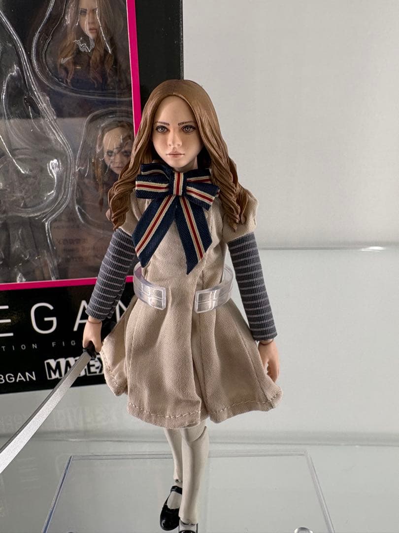 MEDICOM TOY MAFEX M3GAN ミーガン　フィギュア