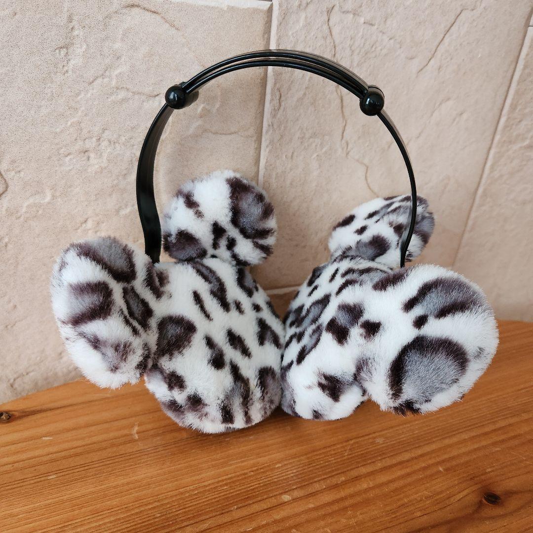 ディズニーランド イヤーマフ 耳当て ヒョウ柄 ホワイト - メルカリ