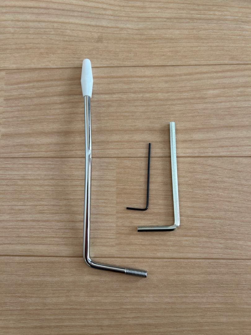 Squier Stratocaster ホワイト エレキギター